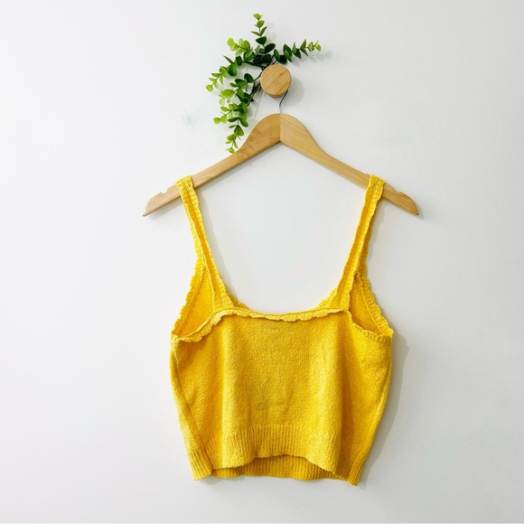 Lulus NWT Yellow Knit Scalloped Cropped Cami - Picture 6 of 7
